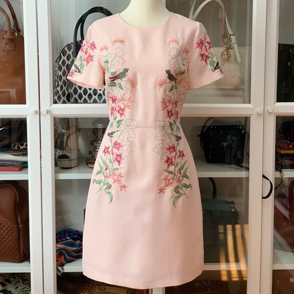 BRAND NEW Beautifully Structured Pale Pink Dress